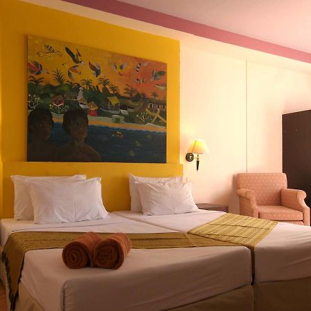 Koh Ngai Cliff Beach Resort Εξωτερικό φωτογραφία