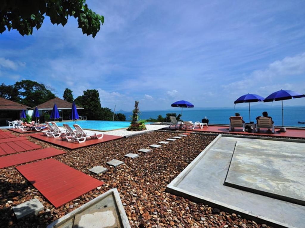 Koh Ngai Cliff Beach Resort Εξωτερικό φωτογραφία